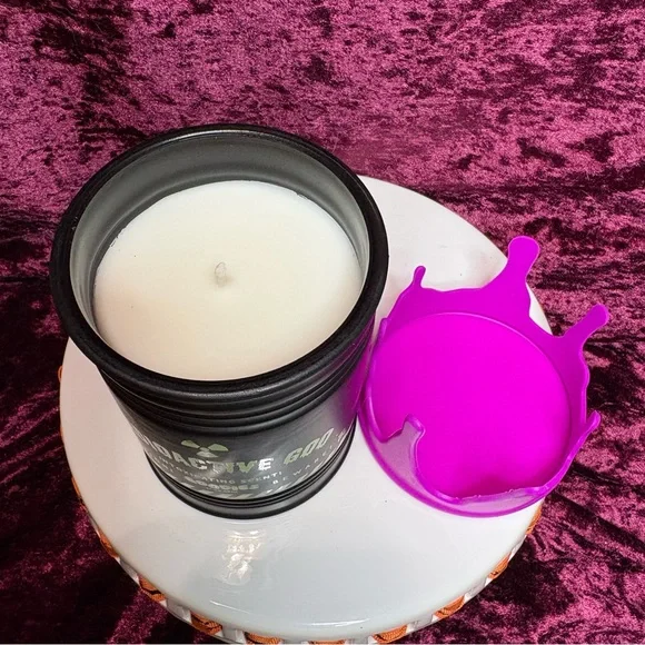 DW Home Halloween Spooky Season Toxic Waste Cans Oozing Candle Trio - Picture 6 of 12